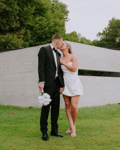 mobile - carousel-hero-element image-4