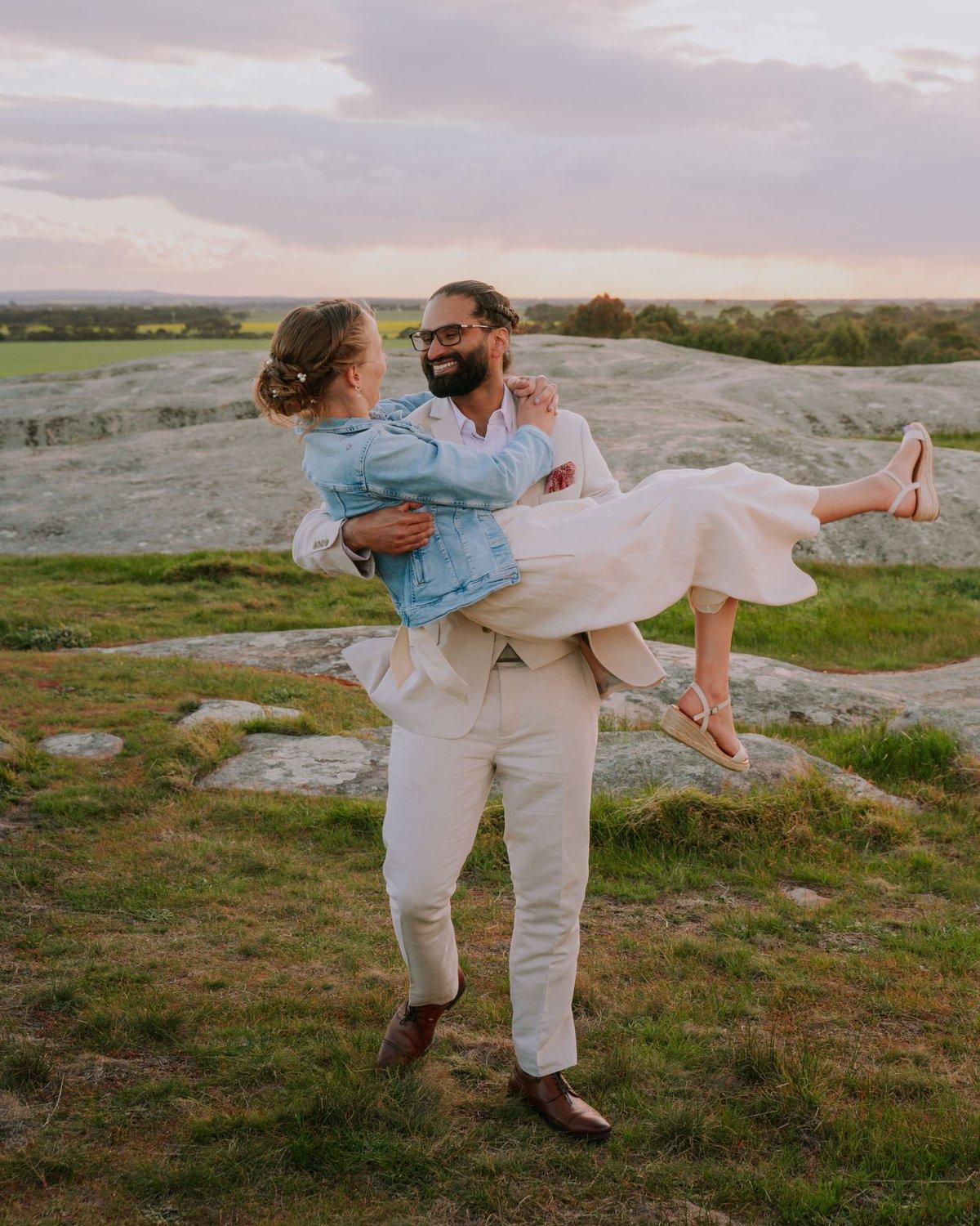 carousel-hero-element image-8