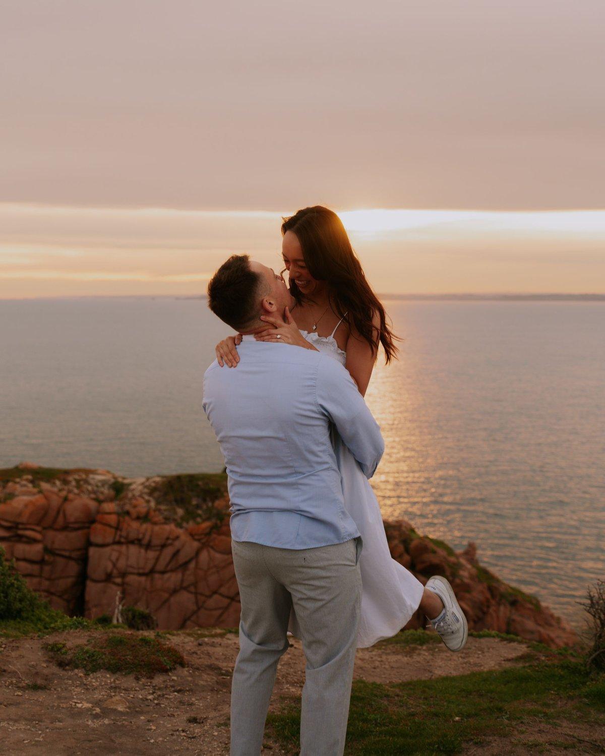 carousel-hero-element image-14